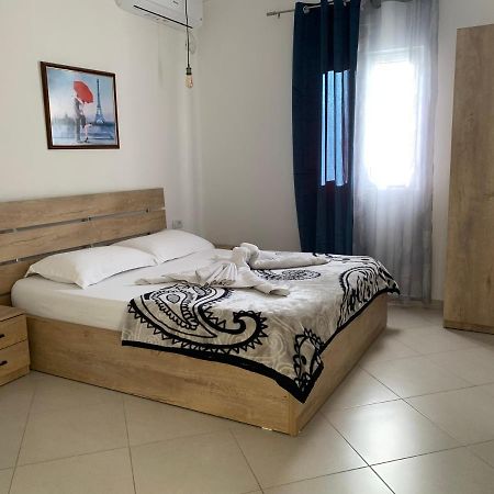 Hotel Apostoli Permet Exterior photo