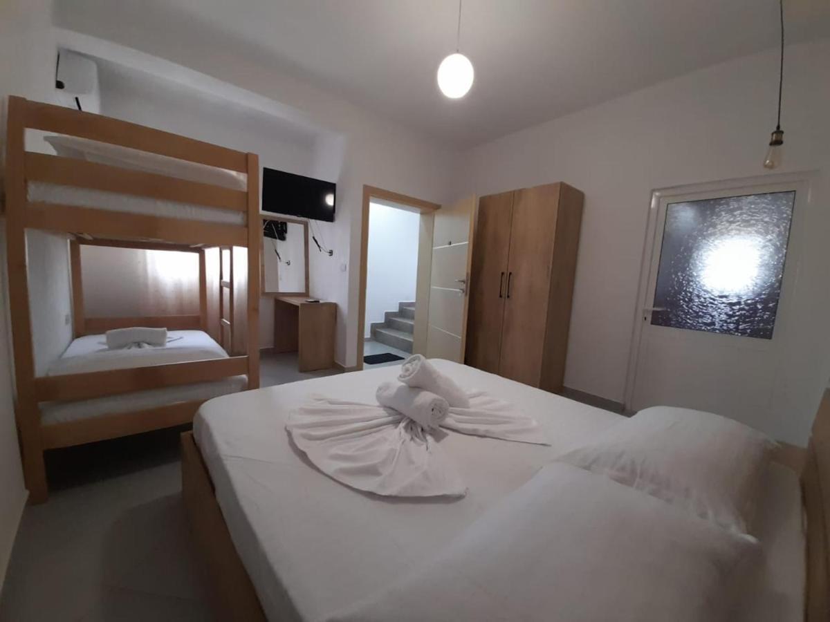 Hotel Apostoli Permet Exterior photo