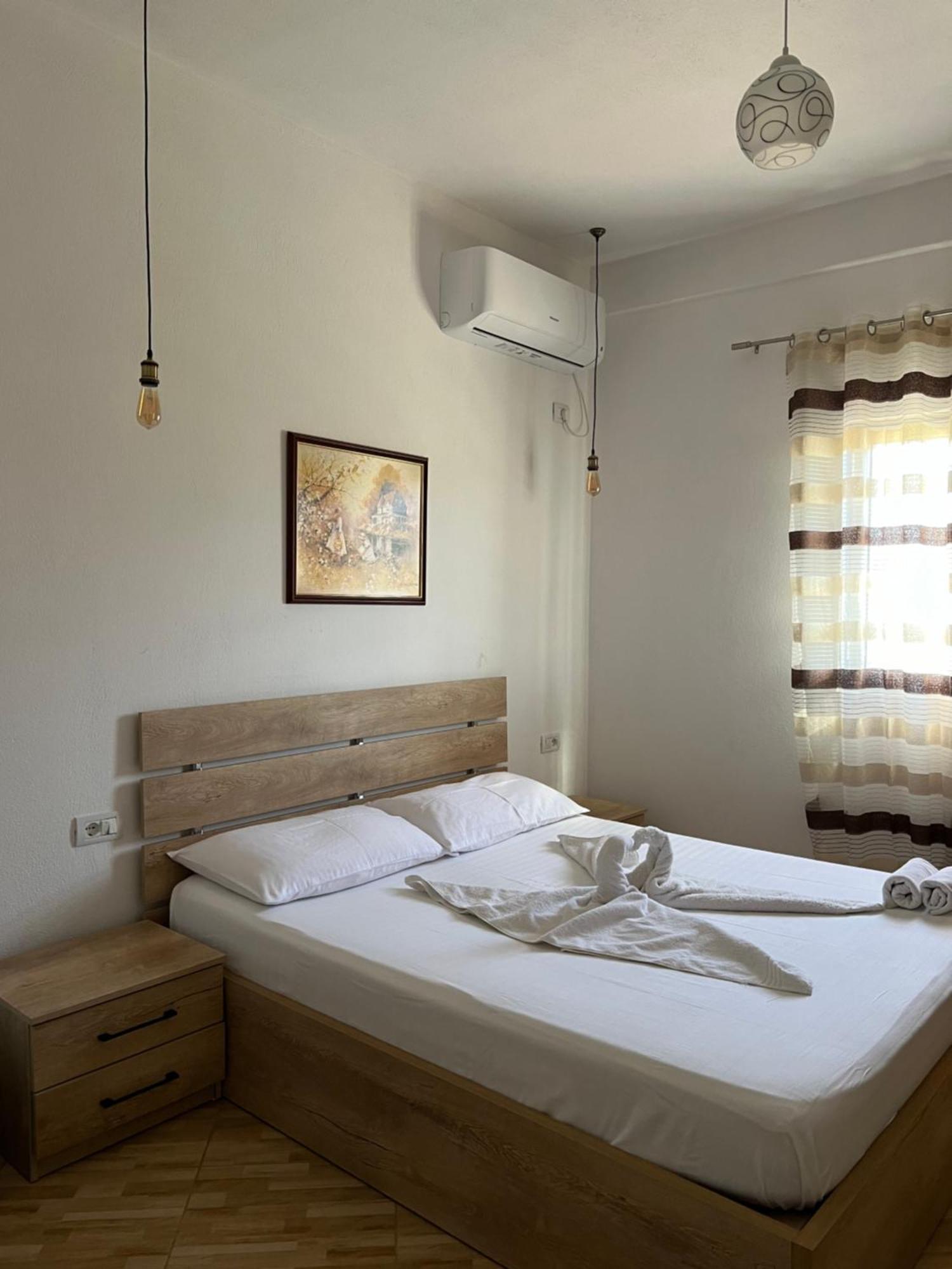 Hotel Apostoli Permet Exterior photo